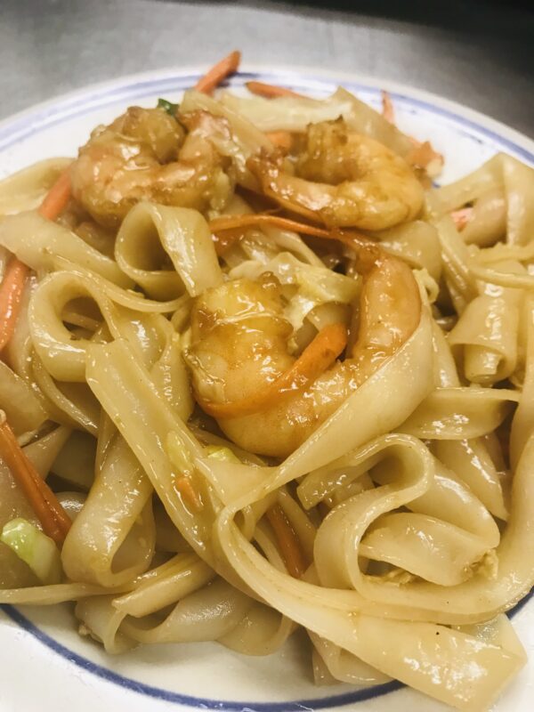 Shrimp Chow Fun Noodles (stir fried)